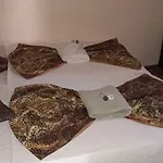 罗密欧海滩酒店 凯梅尔