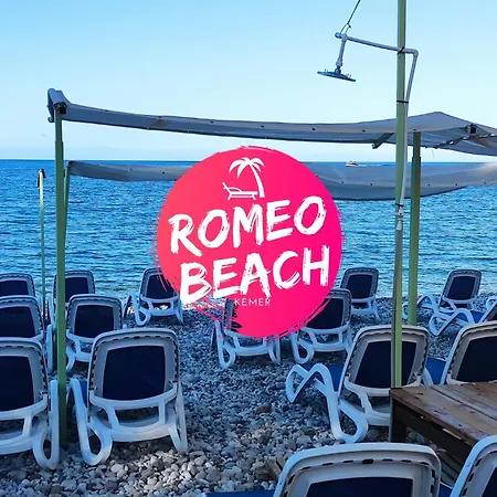 Romeo 3*