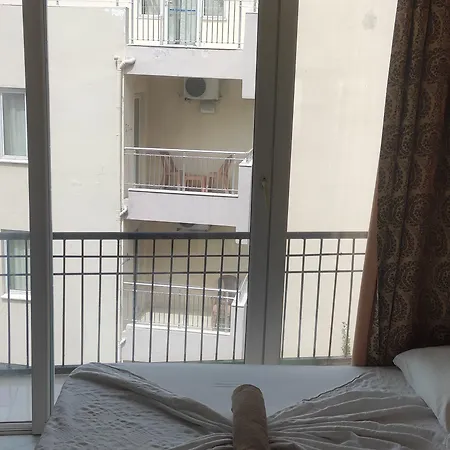 Отель Romeo 3*