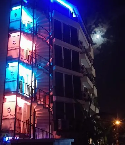 Romeo מלון 3*